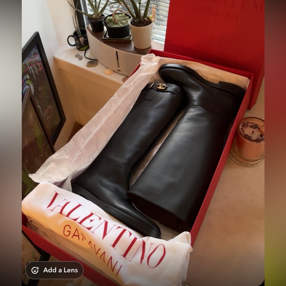 Valentino The Bold Edition 30MM In Leather Black Riding Boots